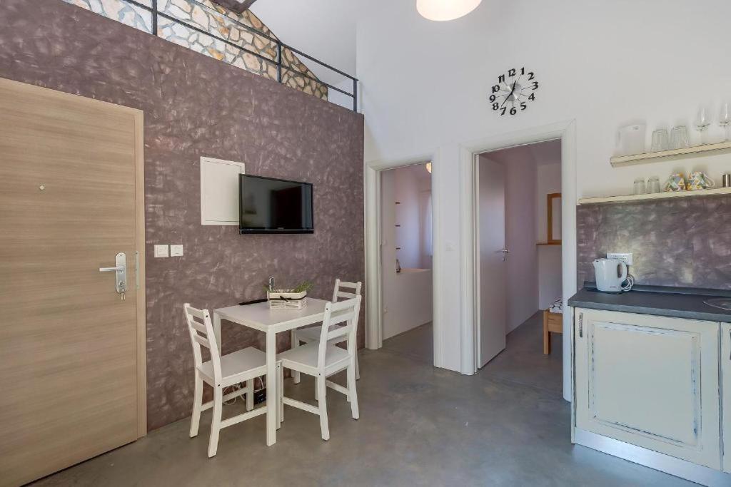 Linde Appartement Nerezine